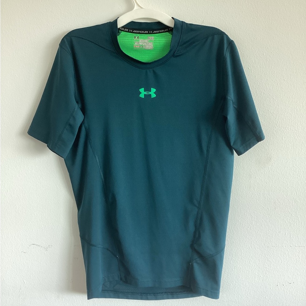 Under armor shirt